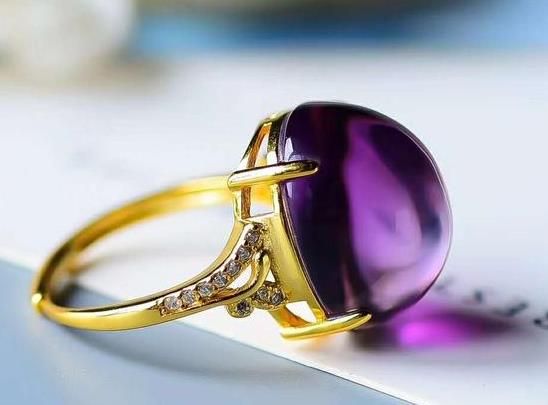 紫水晶是宝石吗(是天然的吗)？