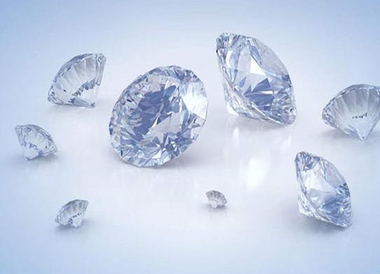 锆石和钻石的区别大吗？