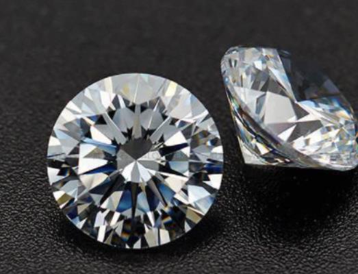 锆石莫桑钻和钻石的区别？